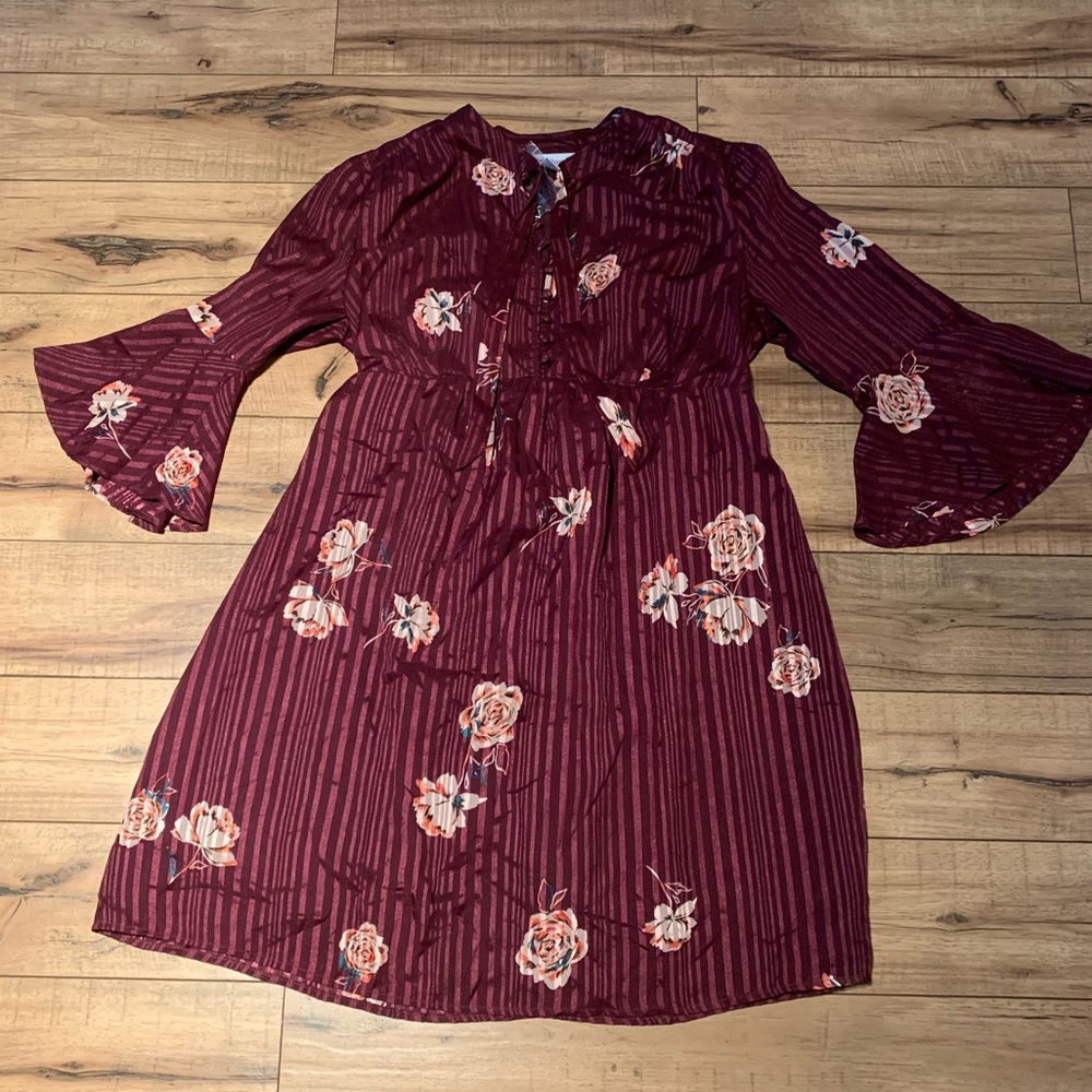 NWT Motherhood Maternity Dress